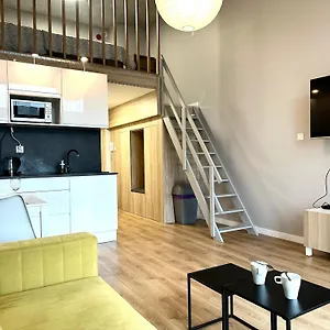 Zarembowicza 36 - Self Check-in 20h - Parking &lift Wrocław